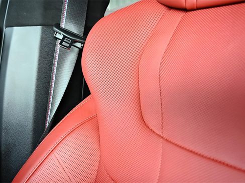 Used 2023 BMW XM image 22