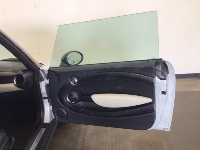 Used 2013 MINI Cooper S w/ Technology Pkg 1 FWD image 7