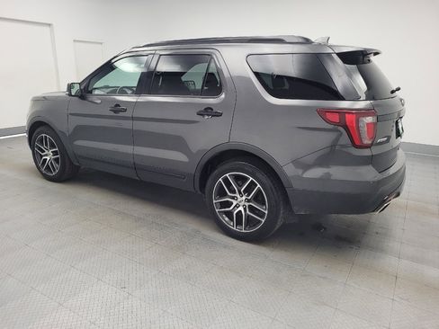 Used 2017 Ford Explorer Sport image 3