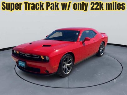 Used 2016 Dodge Challenger SXT