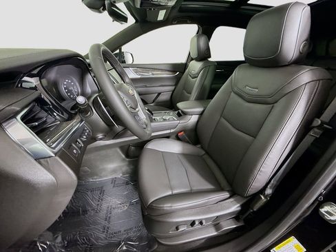 New 2026 Cadillac XT5 Sportv AWD/4WD image 21