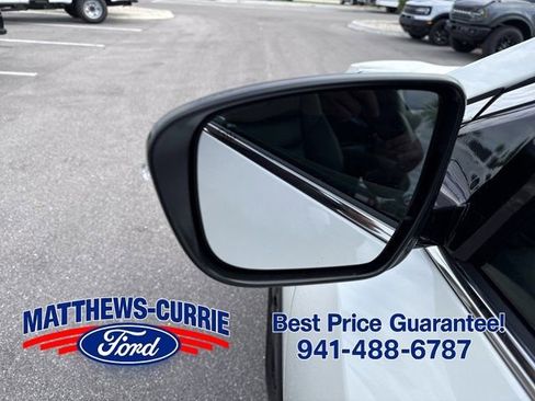 Used 2024 Nissan Murano SV w/ SV Midnight Edition Package FWD image 8