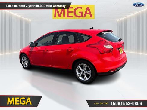 Used 2014 Ford Focus SE FWD image 9