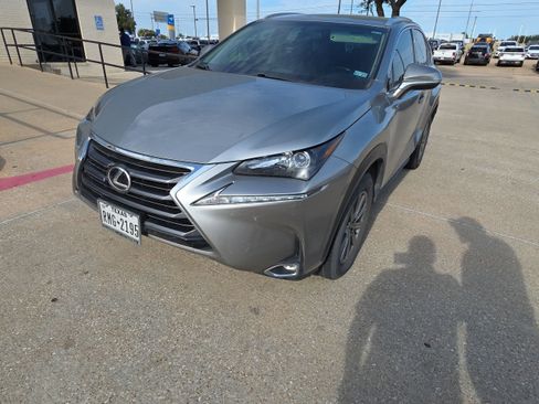 Used 2017 Lexus NX 200t FWD image 2
