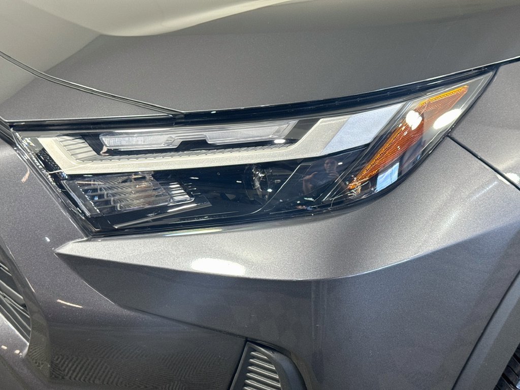 Used 2025 Toyota RAV4 XLE w/ Weather Package AWD/4WD image 3