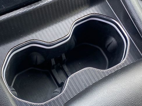 Used 2024 Jeep Grand Cherokee L Laredo image 42