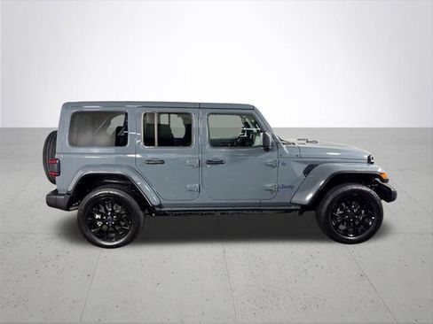 Certified 2025 Jeep Wrangler Unlimited Sahara w/ Safety Group AWD/4WD image 6