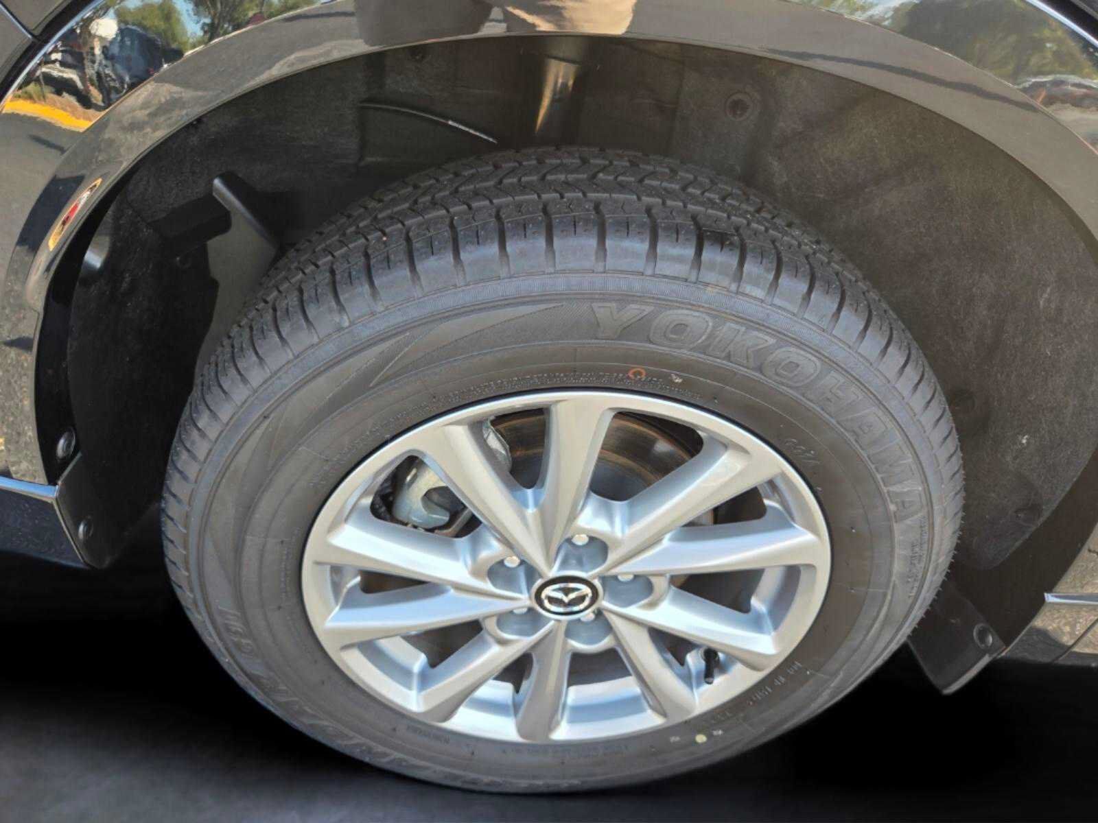 Used 2025 MAZDA CX-5 AWD 2.5 S w/ Select Package image 17