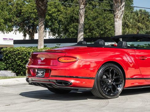 Used 2024 Bentley Continental GT Speed image 8