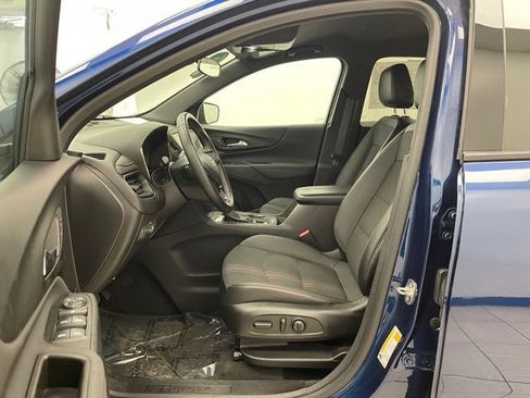 Used 2023 Chevrolet Equinox RS AWD/4WD image 9