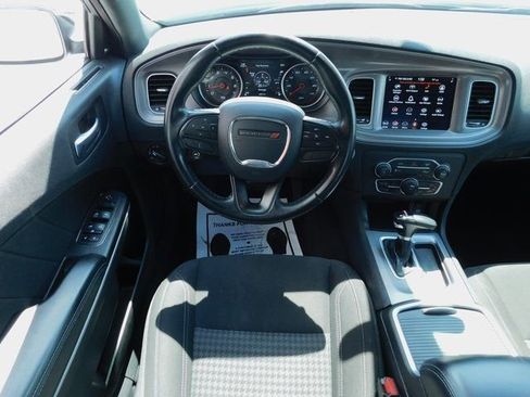 Used 2023 Dodge Charger SXT image 3