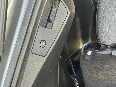Used 2018 Dodge Grand Caravan GT FWD image 22