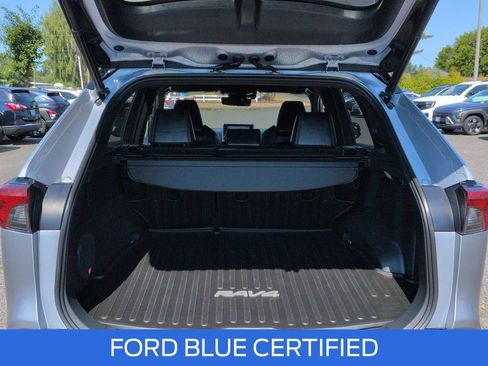 Used 2021 Toyota RAV4 XSE w/ Premium Package AWD/4WD image 25