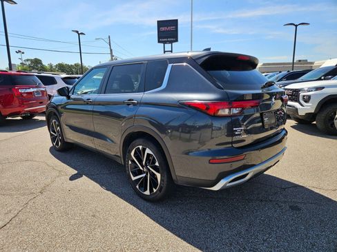 Used 2024 Mitsubishi Outlander SE AWD/4WD image 5