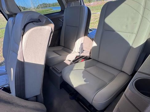 Used 2011 Volvo XC90 3.2 image 14
