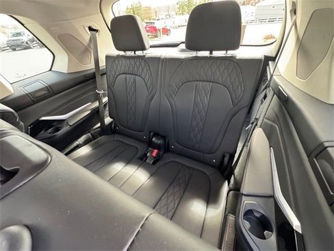 Used 2023 BMW X7 xDrive40i image 20