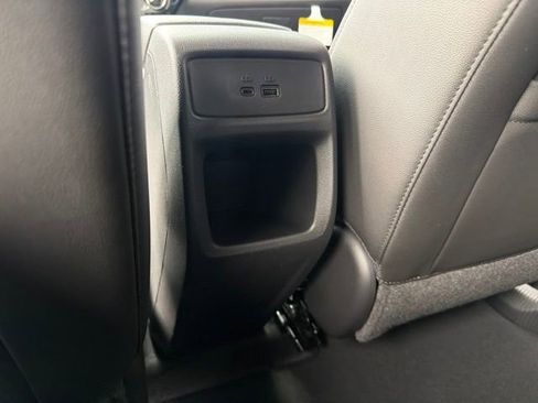 New 2026 Chevrolet Trax RS w/ Sunroof Package FWD image 15