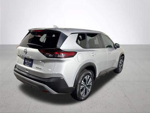 Used 2023 Nissan Rogue SV AWD/4WD image 6