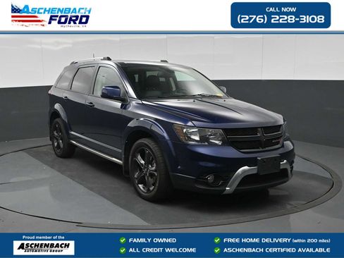 Used 2020 Dodge Journey Crossroad w/ Popular Equipment Group FWD image 1