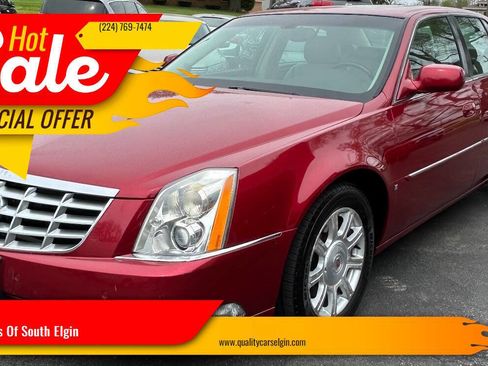 Used 2008 Cadillac DTS Luxury I w/ Sun And Sound Package FWD image 1