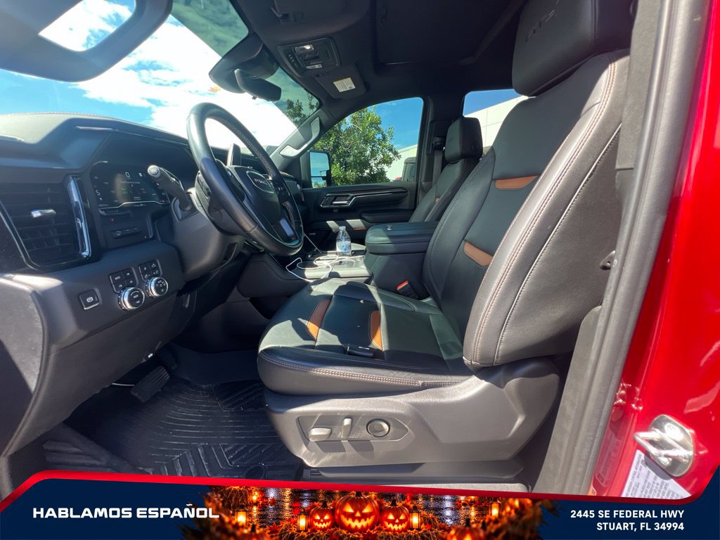 Used 2024 GMC Sierra 2500 AT4 w/ AT4 Premium Plus Package AWD/4WD image 11