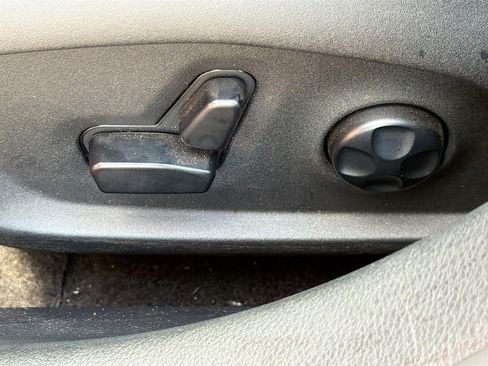 Used 2018 Jeep Compass Latitude w/ Popular Equipment Group image 24