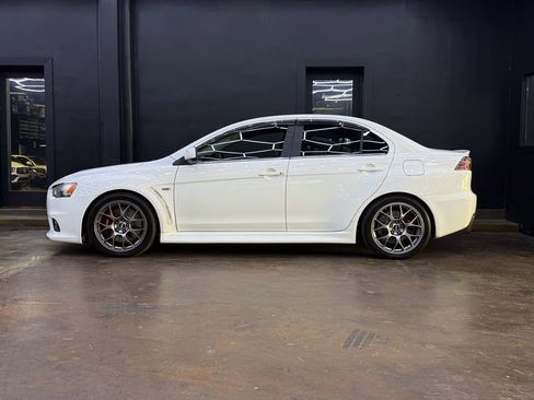 Used 2011 Mitsubishi Lancer Evolution MR AWD/4WD image 5