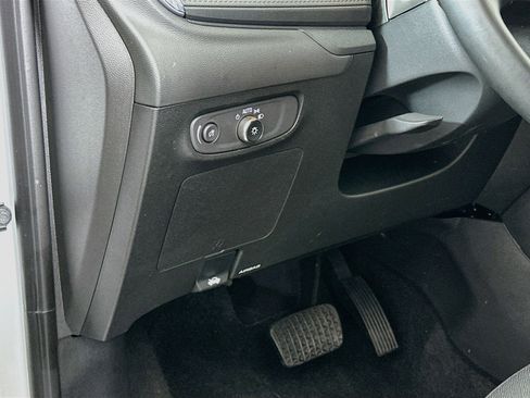 Used 2025 Buick Encore GX Preferred FWD image 17