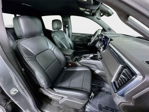 Certified 2025 GMC Canyon Elevation w/ Convenience Package RWD image 28