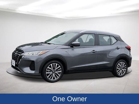 Used 2024 Nissan Kicks SV image 3