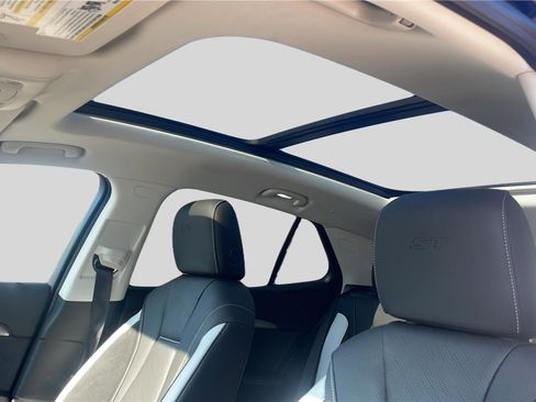 New 2026 Buick Envision Sport Touring image 18