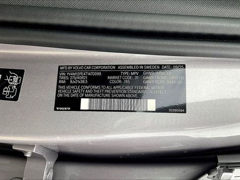 New 2026 Volvo XC90 B5 Plus w/ Protection Package Premier image 22