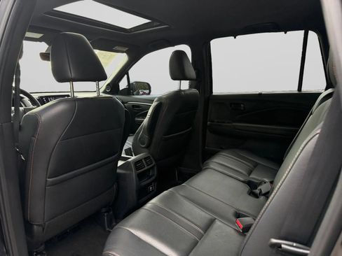 Used 2023 Honda Passport TrailSport image 25