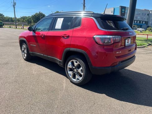 Used 2019 Jeep Compass Limited image 3