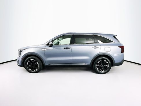 Used 2024 Kia Sorento S FWD image 4