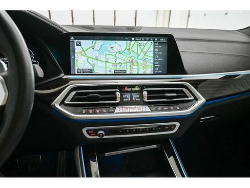 Used 2023 BMW X5 xDrive45e w/ Executive Package AWD/4WD image 17