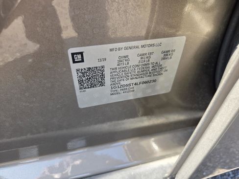 Used 2020 Chevrolet Malibu LT FWD image 27