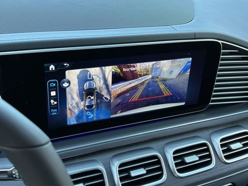 New 2026 Mercedes-Benz GLE 450 4MATIC Coupe image 17