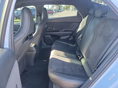 Used 2022 Hyundai Elantra N FWD image 12