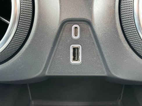 Certified 2023 Chevrolet Blazer LT image 32