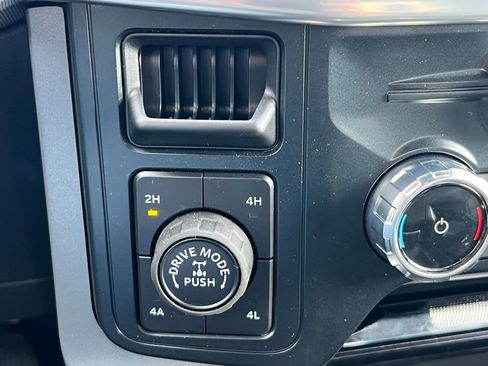 New 2025 Ford F150 Lariat w/ Equipment Group 501A Mid image 33