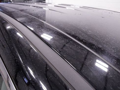 Used 2024 Chrysler Pacifica Touring-L image 21