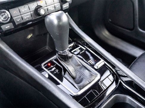 Used 2024 Jeep Compass Limited image 25