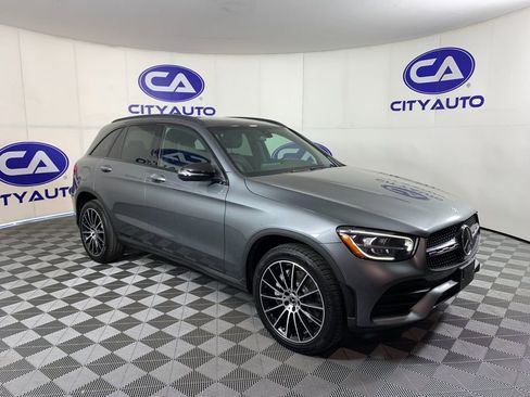 Used 2020 Mercedes-Benz GLC 300 image 1