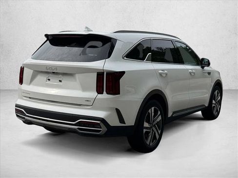 Used 2024 Kia Sorento SX Prestige w/ Panoramic Sunroof Package AWD/4WD image 5