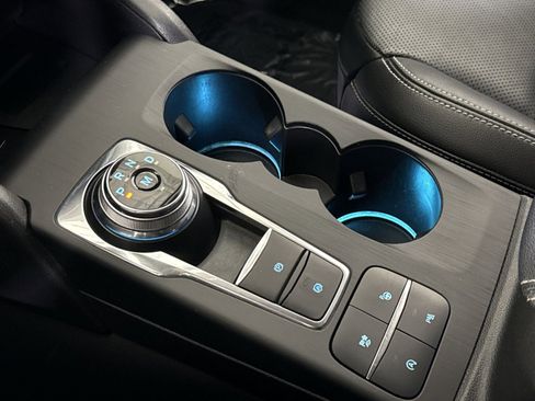 Used 2020 Ford Escape Titanium image 30