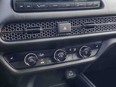 Used 2025 Honda HR-V Sport image 21