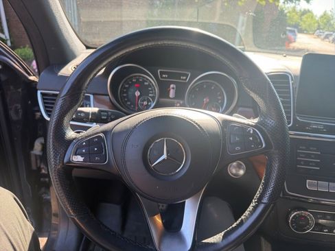 Used 2018 Mercedes-Benz GLS 450 4MATIC image 14
