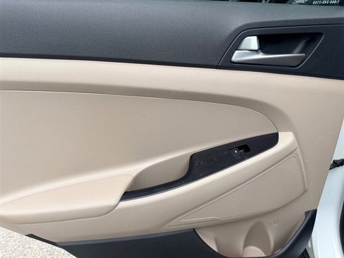 Used 2018 Hyundai Tucson Sport FWD image 10