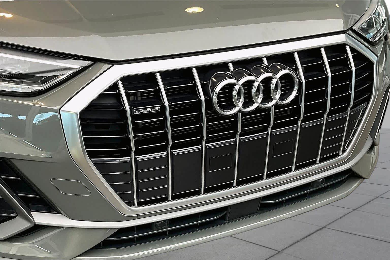 Used 2024 Audi Q3 2.0T Premium AWD/4WD image 32